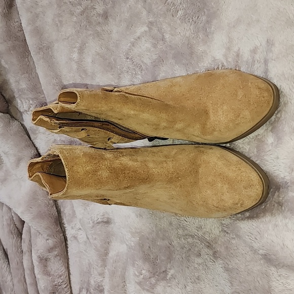 Michael by Michael Shannon leather upper booties sz 8.5 - Picture 1 of 2